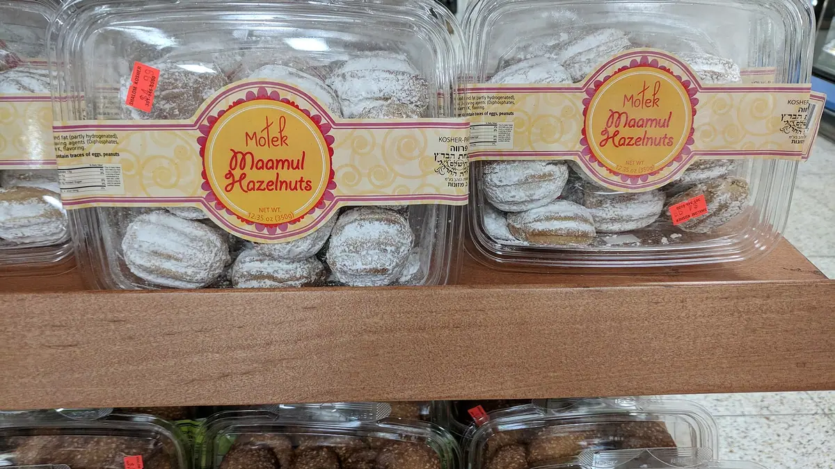 Rowes Bakery – bakery in Truro town centre